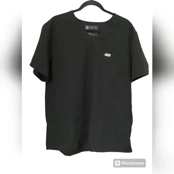 Figs men's black scrub set (large top/medium bottoms) - Picture 11 of 16